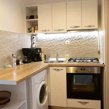 The Linden Apartman
